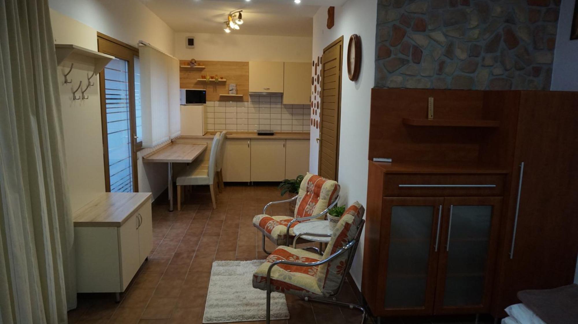 Chloe Apartman Szigetvar Exterior photo